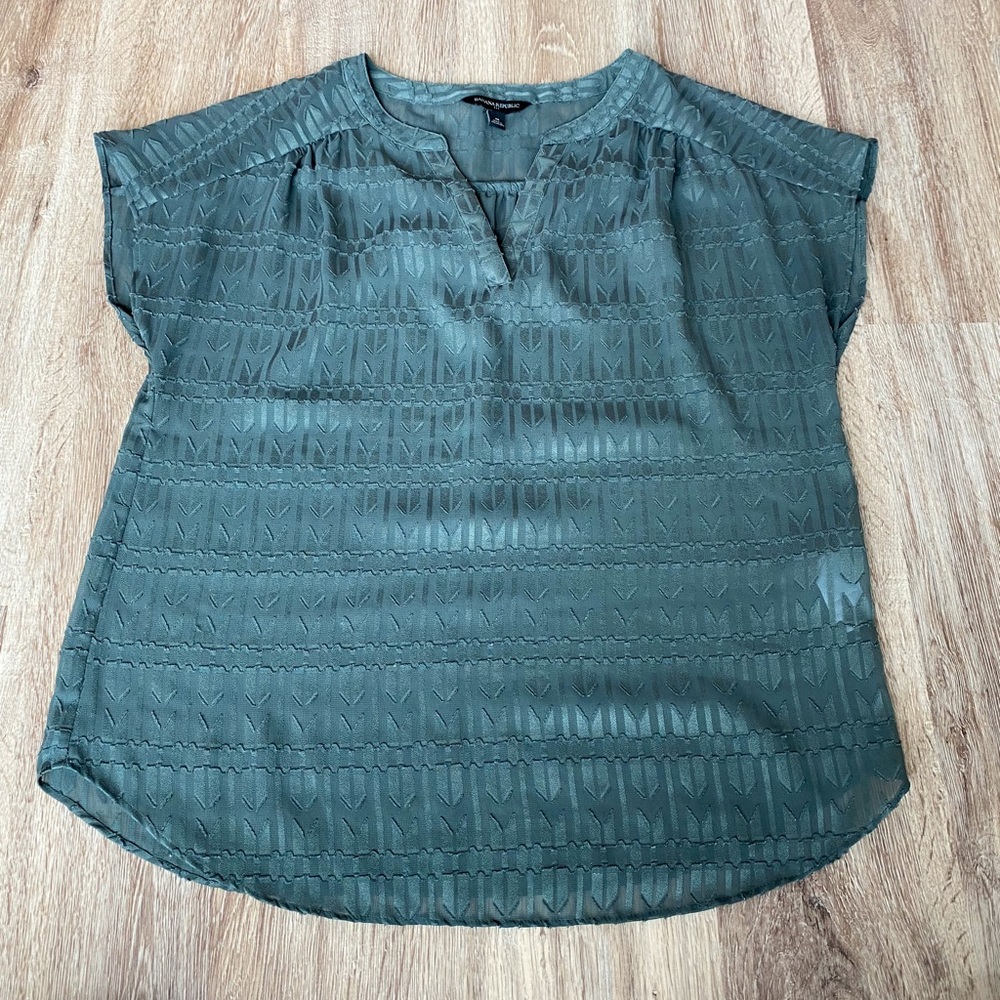 Banana Republic Blouse, Medium